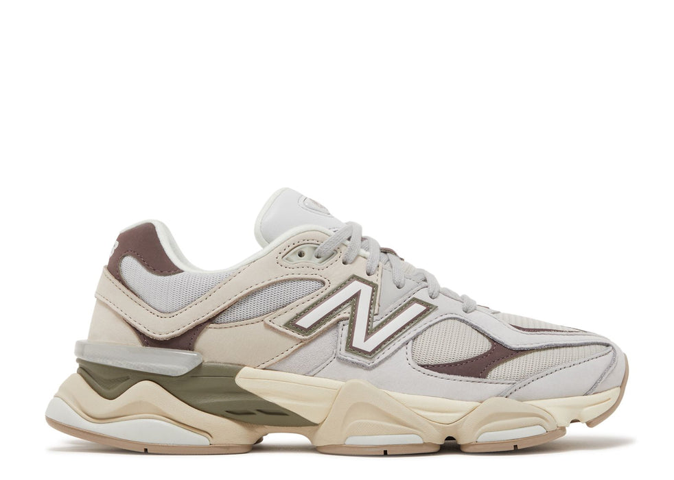 9060 'GREY MATTER TIMBERWOLF'