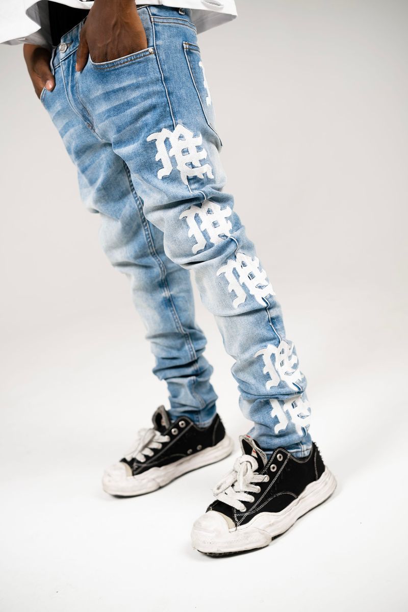 Mixed Emotion  “Monogram Denim Jeans Blue Wash”